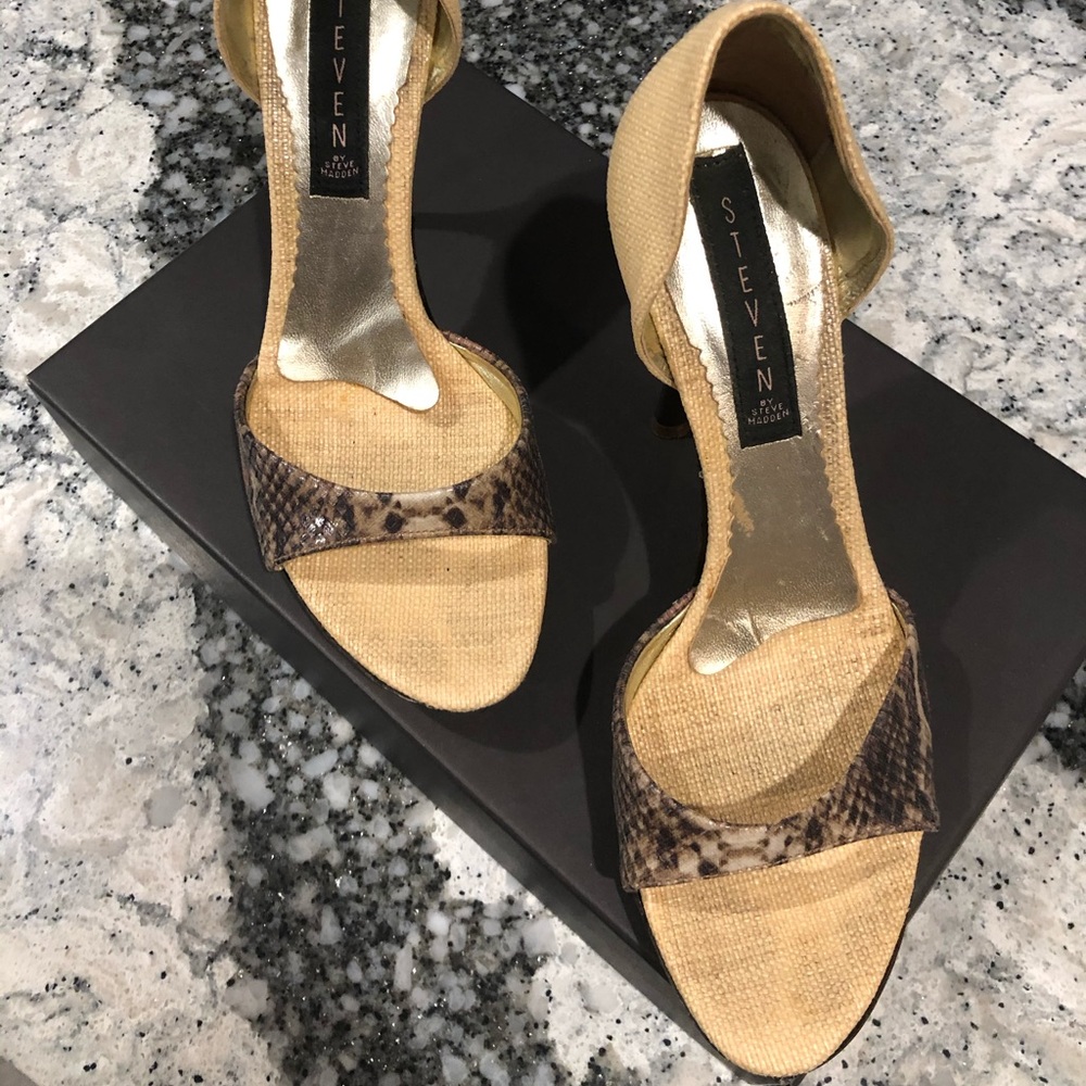 Steve Madden D’orsay peep toe heels